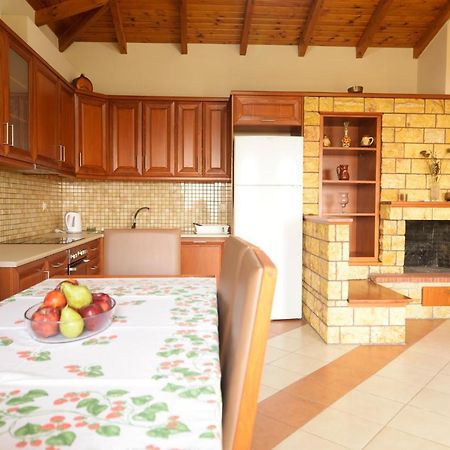 Papadeas Villas Megali Mantineia Buitenkant foto