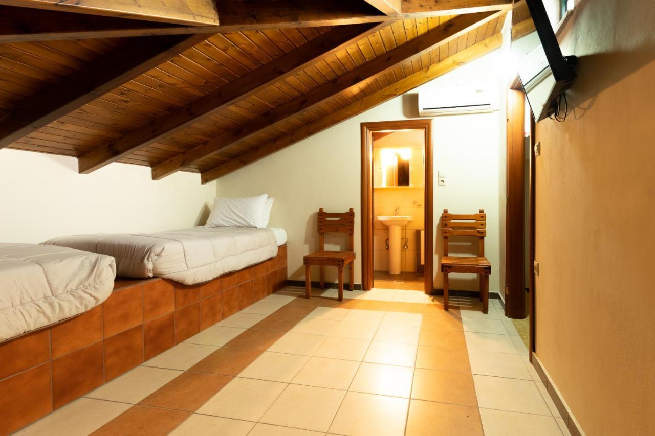 Papadeas Villas Megali Mantineia Buitenkant foto