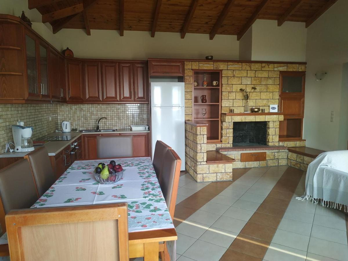 Papadeas Villas Megali Mantineia Buitenkant foto