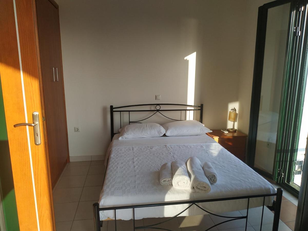 Papadeas Villas Megali Mantineia Buitenkant foto