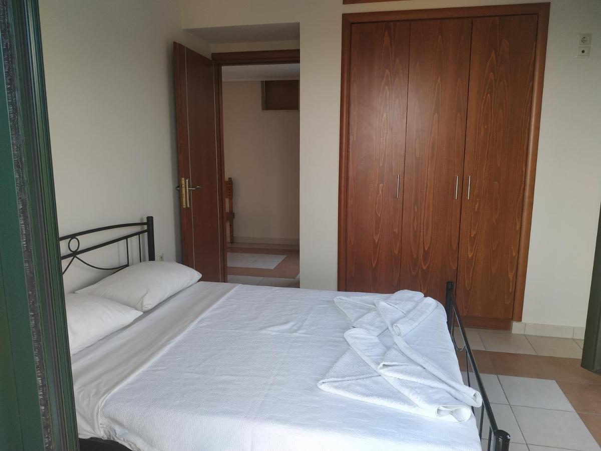 Papadeas Villas Megali Mantineia Buitenkant foto