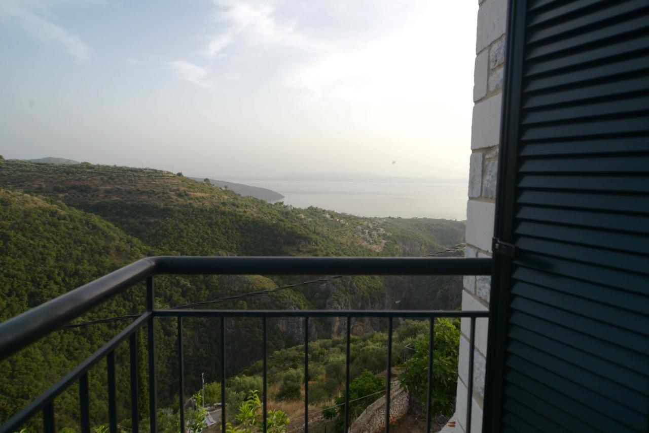 Papadeas Villas Megali Mantineia Buitenkant foto