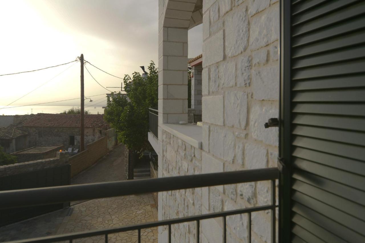 Papadeas Villas Megali Mantineia Buitenkant foto