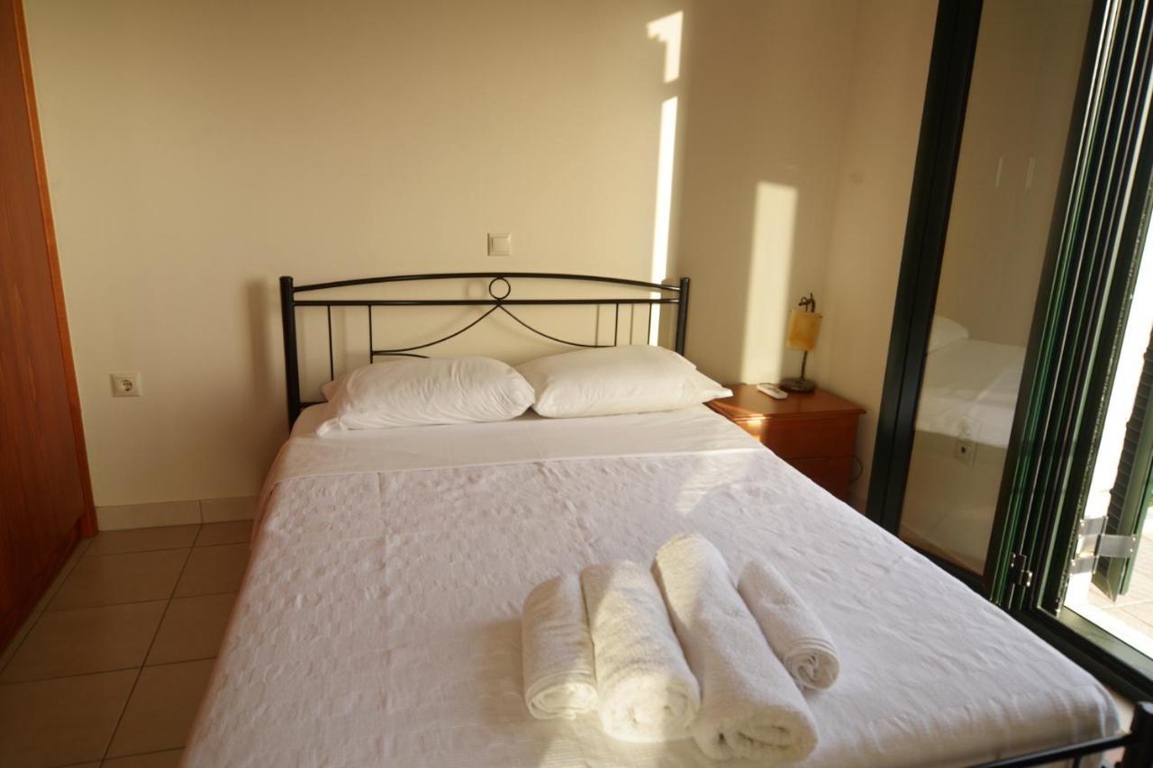 Papadeas Villas Megali Mantineia Buitenkant foto